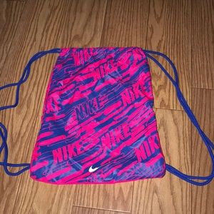 Nike drawstring bag